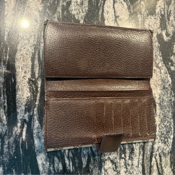 Gucci Tan and Brown Monogram Wallet with leather interior and trim - Picture 5 of 10